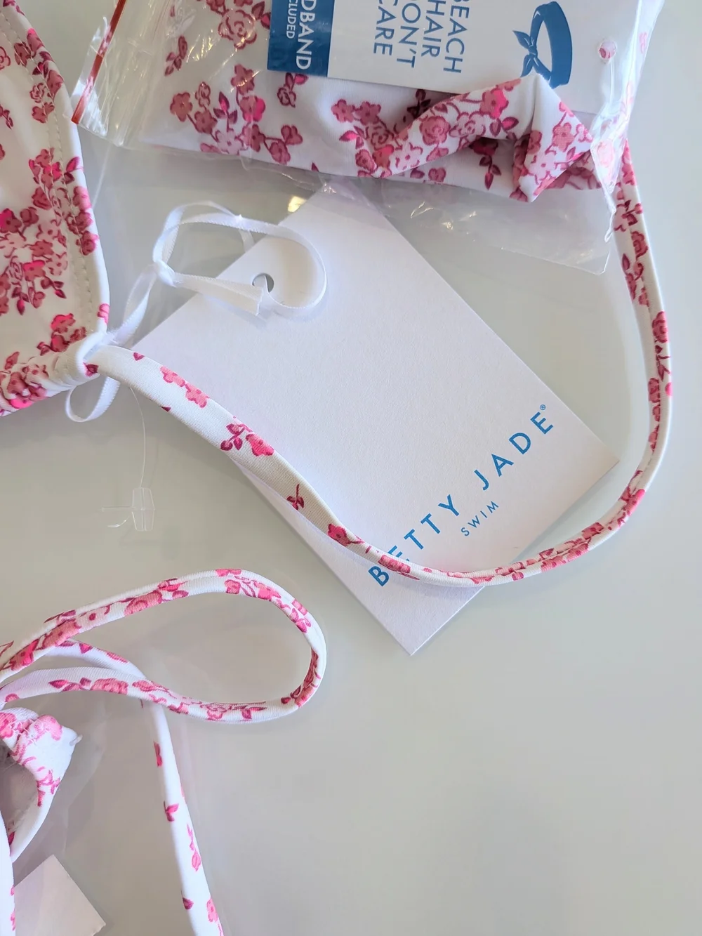 ​NWT 2 Piece Pink Floral Triangle Bikini Set Size Large with Headband Swimwear